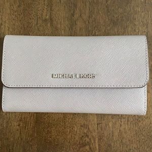 Michael Kors Wallet.